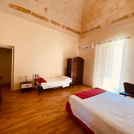 Oda ve Kahvaltı Porta Grande 3*