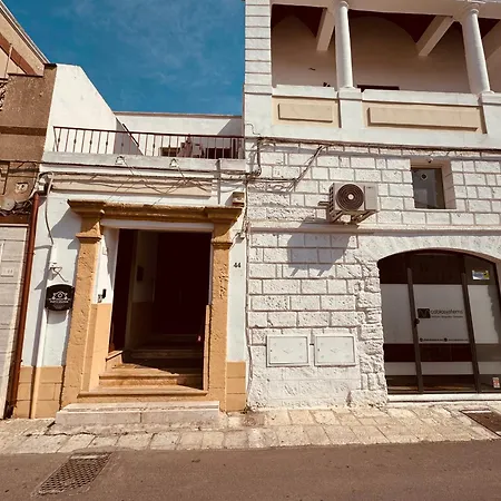 Porta Grande Bed & Breakfast 3*