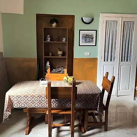 Porta Grande Bed & Breakfast 3*